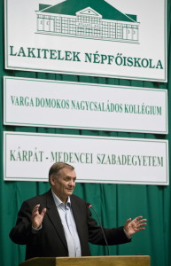 Lezsák Sándor